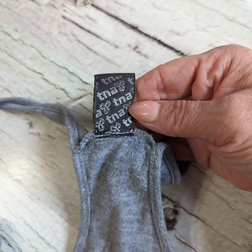 TNA Grey Jersey Knit Drop Waist Romper Size XS Racerback Loose Fit - Picture 5 of 9